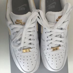 Women’s White with Metallic Gold Nike Air Force 1
